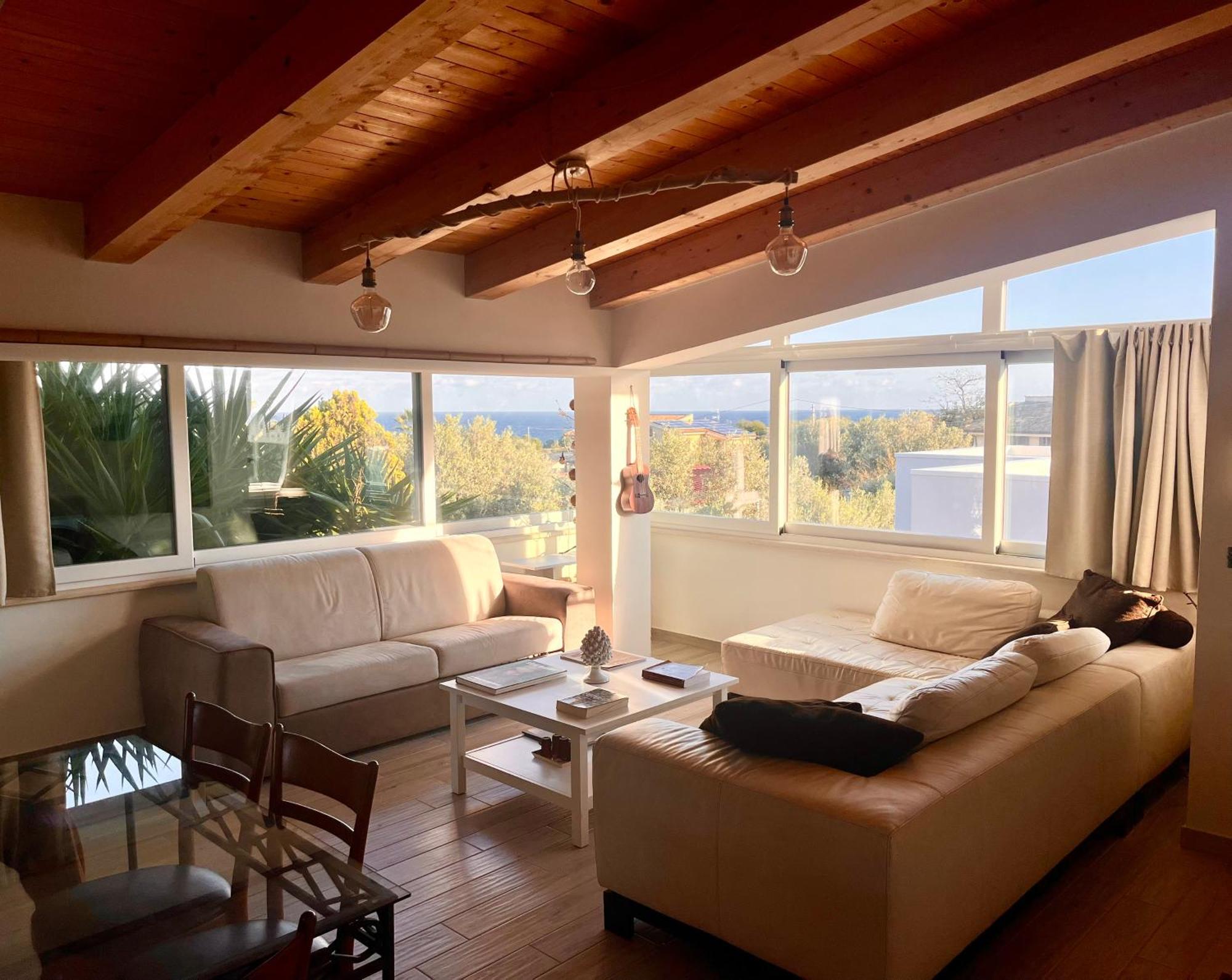 The Blue Window - Rooms - 300M From Sea Augusta Ngoại thất bức ảnh